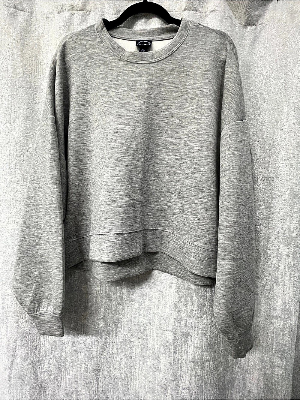 Scoop Scubaknit Cropped Sweatshirt with Drop Sleeves Gray Size XL